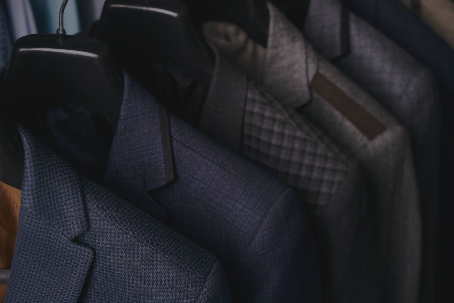 laundry jas batik gaun surabaya